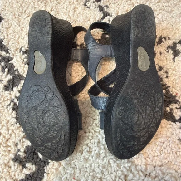 Born Black Leather Cross-Strap Slingback Wedge Comfort Sandals - Picture 8 of 8